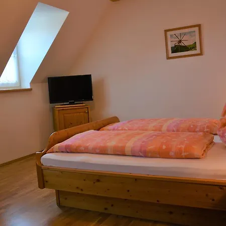 Weingut Seiner Vlg. Kraxner 农家乐 Greisdorf