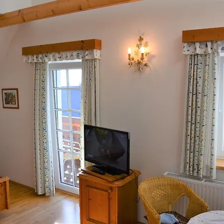 Weingut Seiner Vlg. Kraxner * Greisdorf